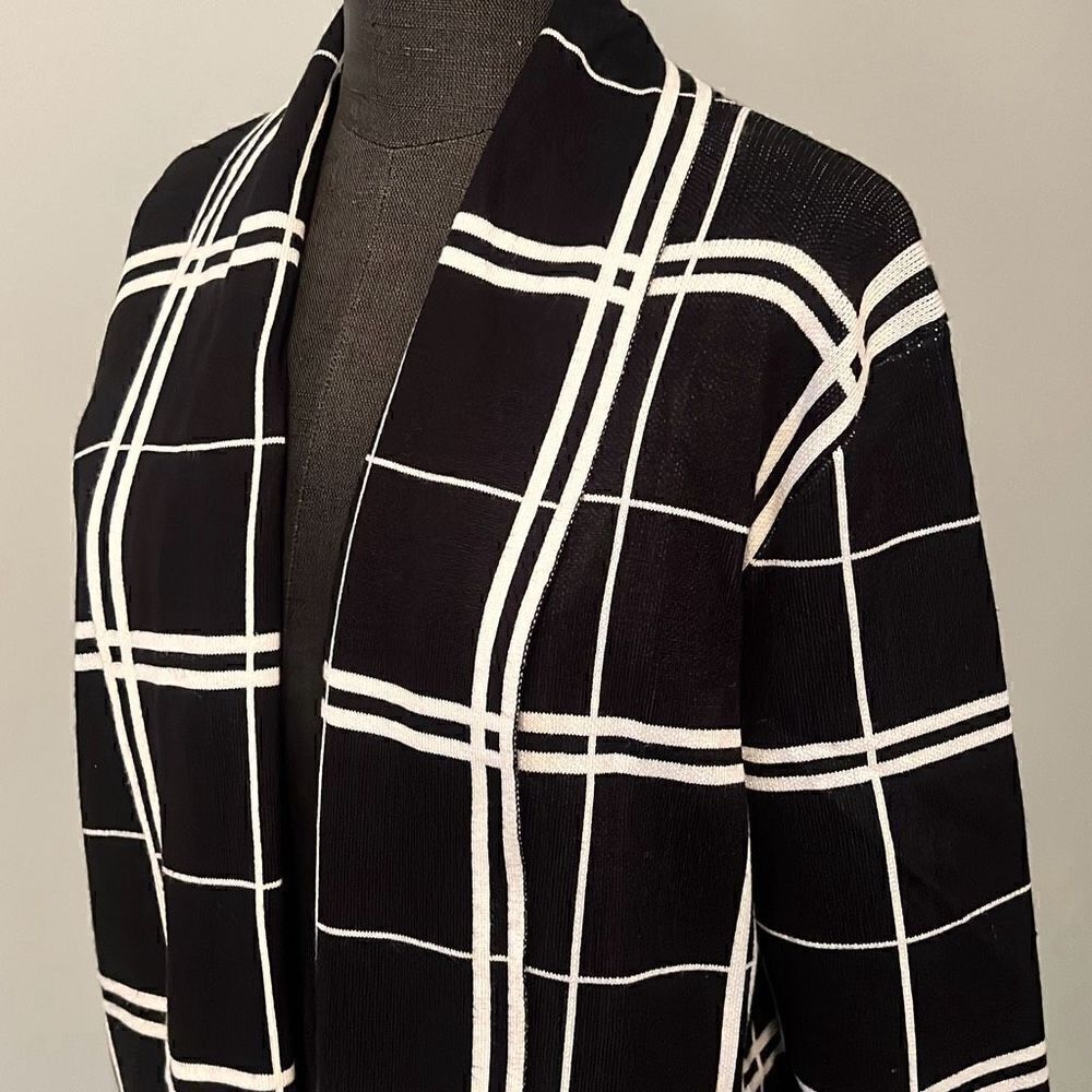 Premise Studio Women's Black White Plaid Open Front Knitted Cardigan Size XL - Picture 2 of 8